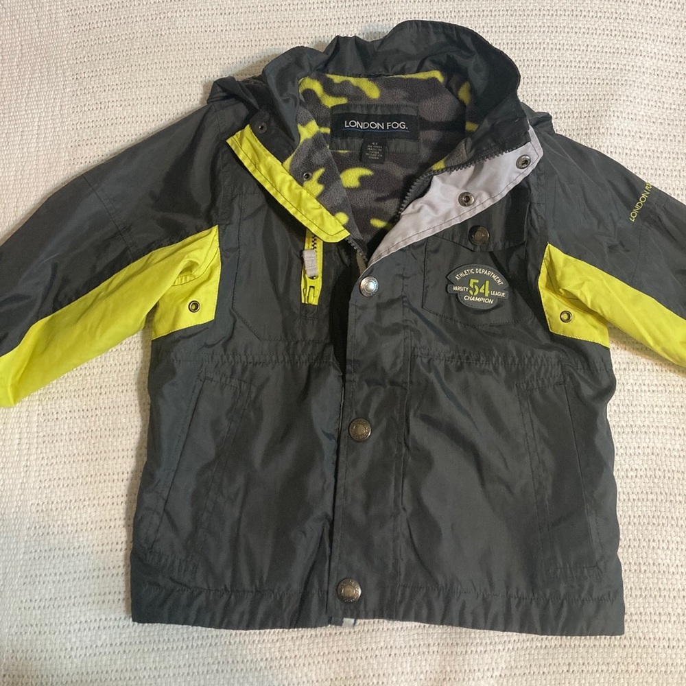 4T London Fog lightweight fleece lined coat